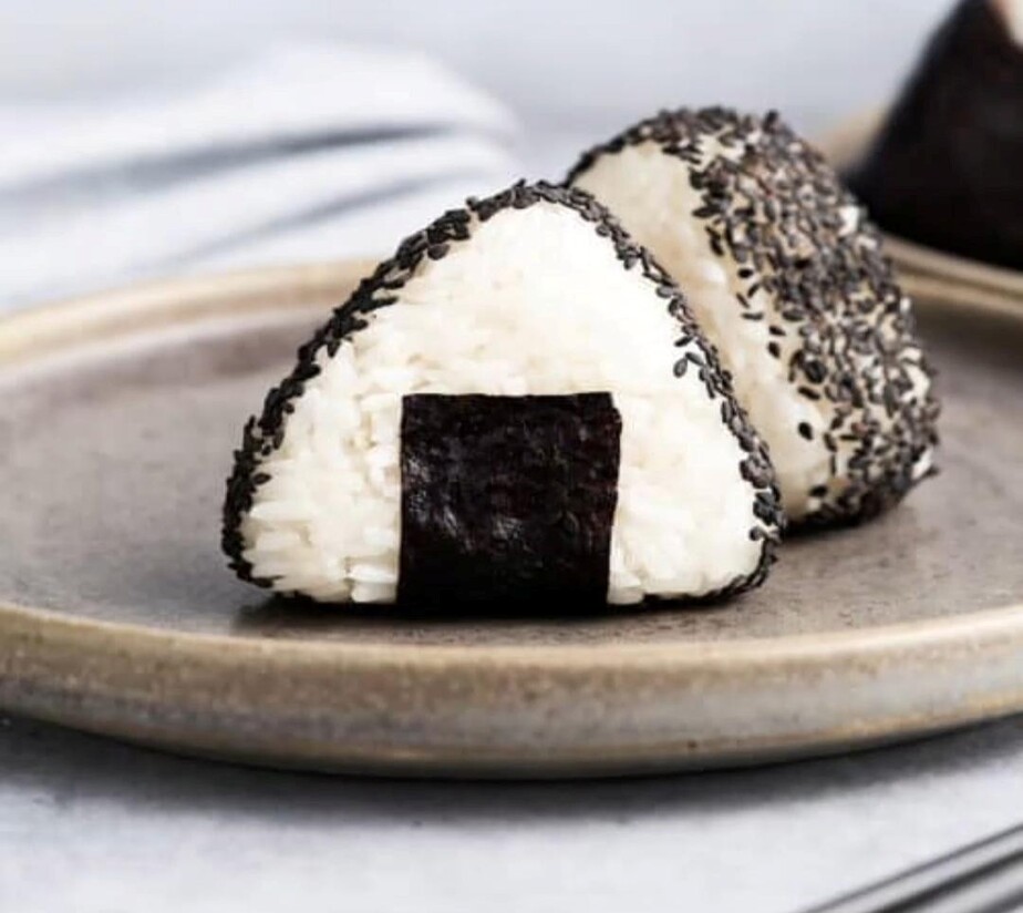 Onigiri: A Flavourful Japanese Tradition