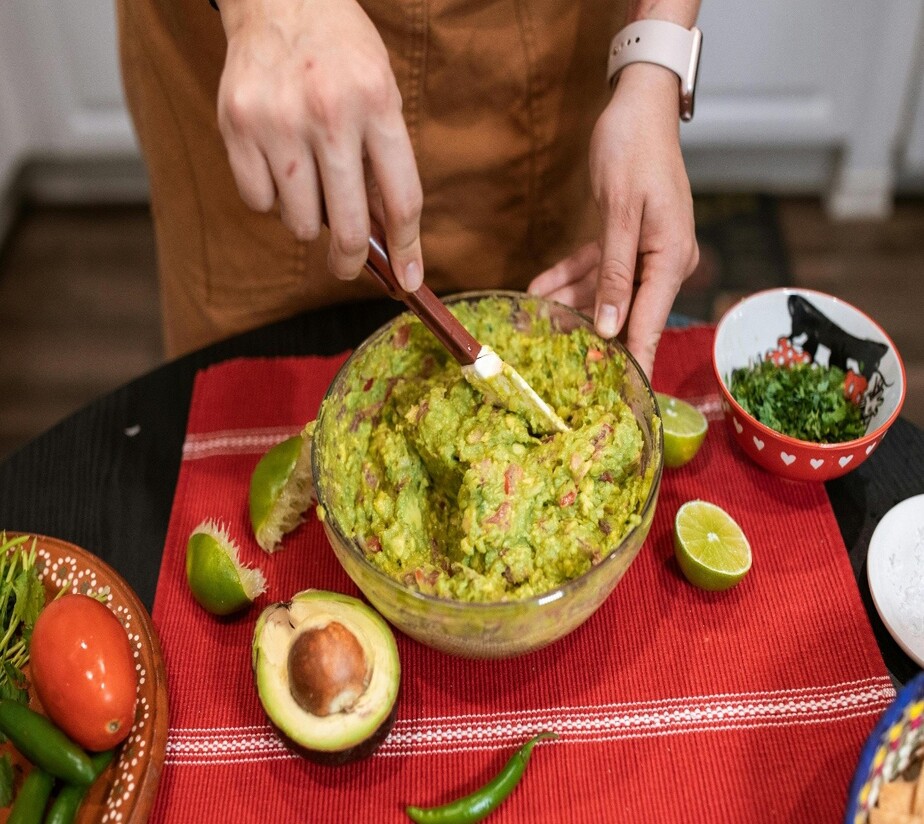 Creamy Guacamole: A Mexican Avocado Delight