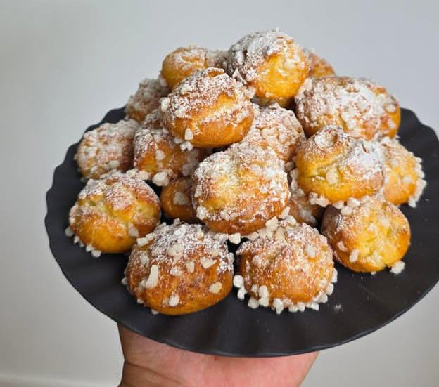 More facts about chouquettes