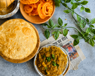 Bananas Dal Kachori