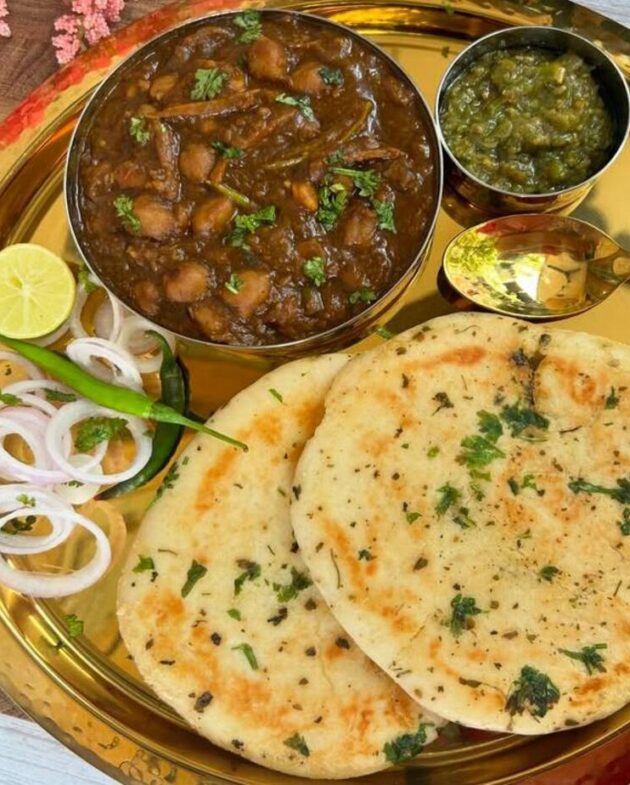 Amritsari Kulchas