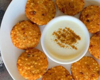 Serve Sabudana Vada